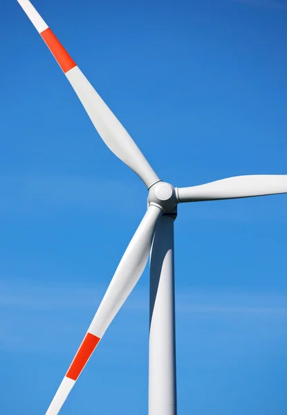 Close-up de uma turbina eólica — Fotografia de Stock