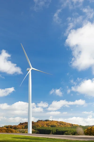 Wind energy in the fall — Stock Photo, Image
