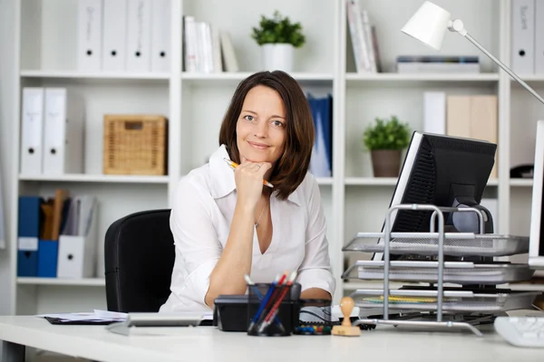 Secretaria femenina —  Fotos de Stock