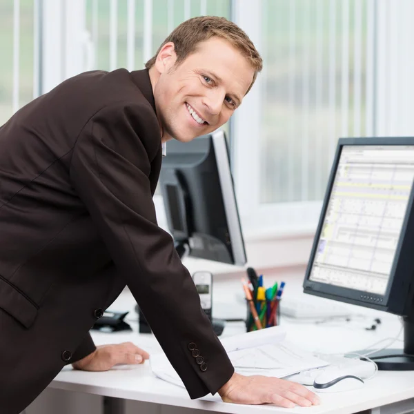 Confident successful young businessman — Stock Photo, Image