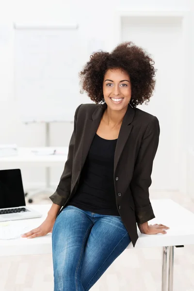 Beautiful young African American student — Stock Photo, Image