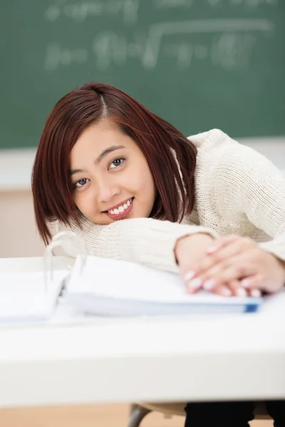 Happy Asian student relaxing — Stock Photo, Image