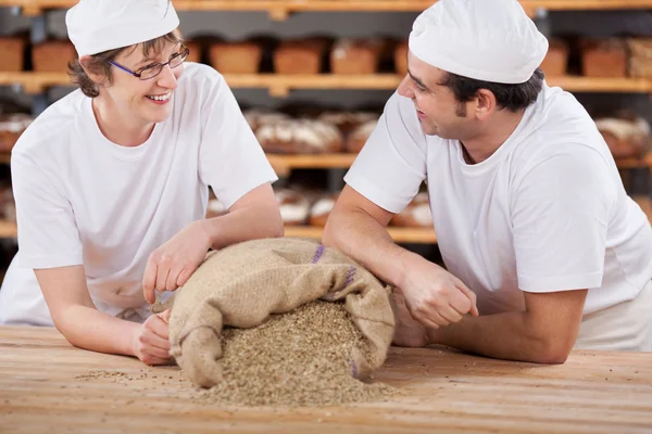 Chefs looking at each other — Stock Photo, Image