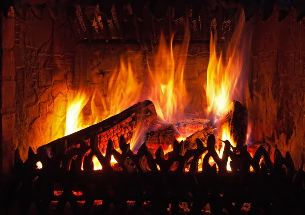 Flames in fireplace — Stock Photo, Image