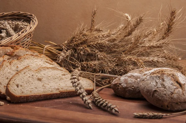 Pečení téma tabulka s chlebem — Stock fotografie