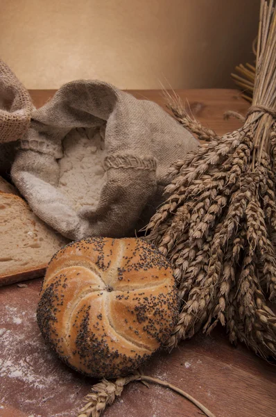 Bread and rolls traditional theme — Stock Photo, Image