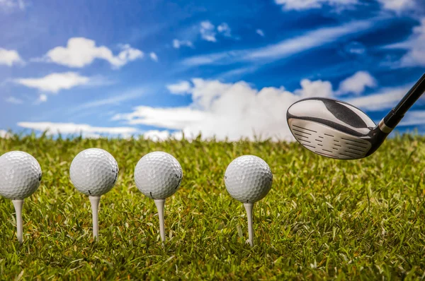 Cosas de golf profesional con hierba —  Fotos de Stock