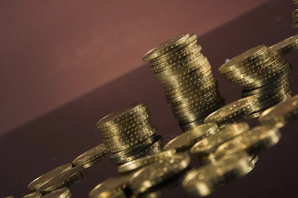 Zakelijke dingen met gouden munten — Stockfoto