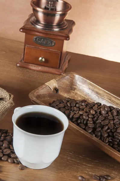 Traditionele landelijke koffie thema op houten tafel — Stockfoto