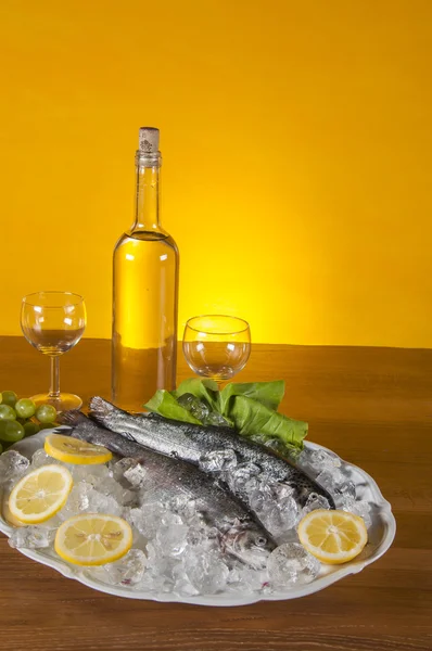 Raw fish, mediterranean composition — Stock Photo, Image