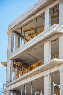 Yapı yapım aşamasındadır