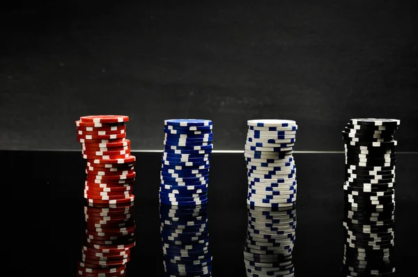 Roulette, casino, composition sombre — Photo