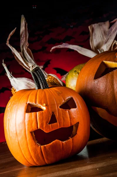 Skrämmande halloween-tema med pumpa — Stockfoto