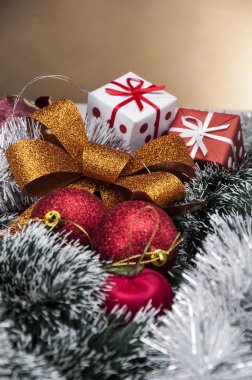 Beyaz arka plan üzerinde Noel Tema