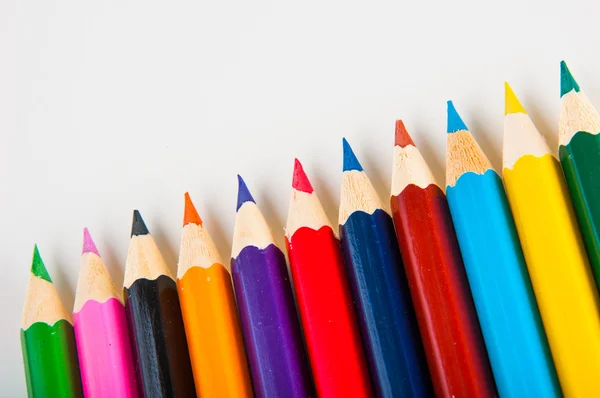 Geïsoleerde kleur potloden, witte achtergrond — Stockfoto