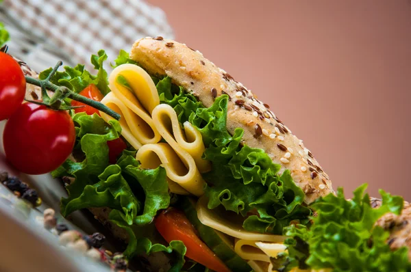 Natuurlijke, traditionele sandwich — Stockfoto