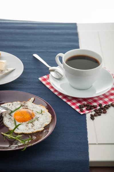Traditional country breakfast — Stock Photo, Image