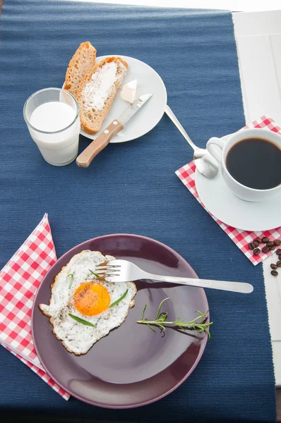 Rural theme of traditional breakfast — Stock Photo, Image