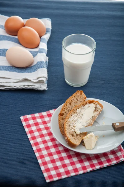 Ontbijt thema met keuken spullen — Stockfoto