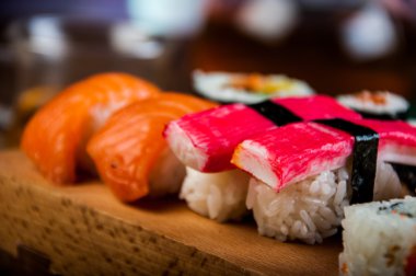 Japon yemeği, taze sushi set