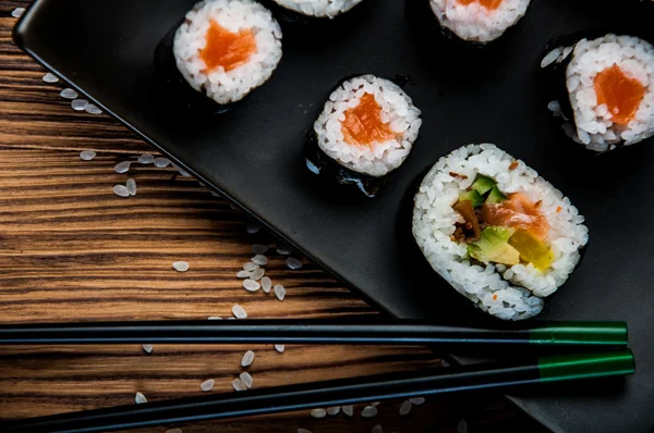 Giapponese gustoso sushi set — Foto Stock