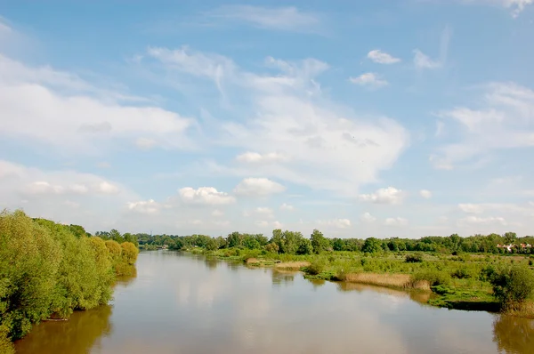 Río Oder cerca de Wroclaw — Foto de Stock