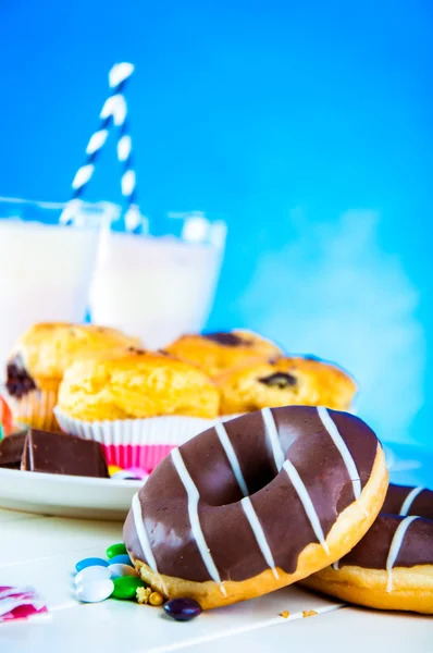 Saturated composition of delicious sweets — Stock Photo, Image