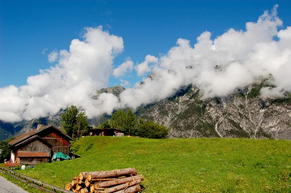 美丽的阿尔卑斯山脉，欧洲中部 — 图库照片