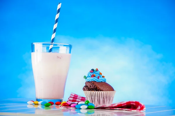 Dulces, delicias, carnes dulces, composición saturada —  Fotos de Stock