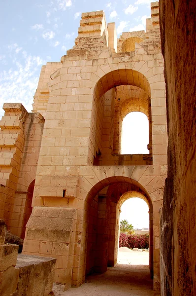 Anfiteatro antigo na Tunísia — Fotografia de Stock