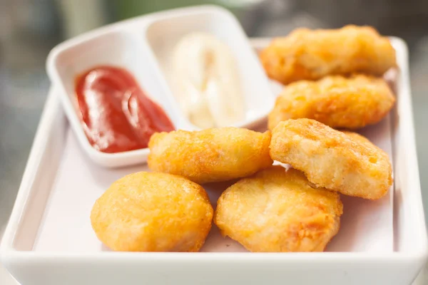 Nuggets de pollo frito — Foto de Stock
