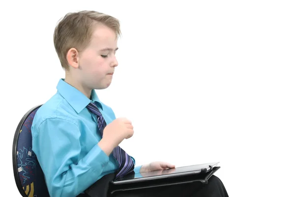 Jongen met een laptop — Stockfoto