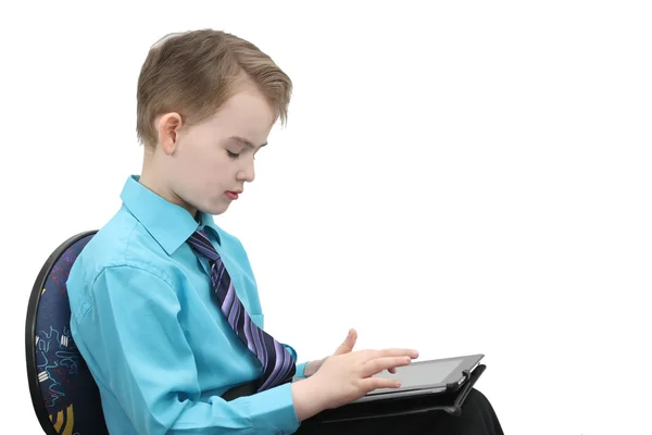 Jongen met een laptop — Stockfoto