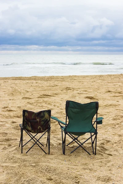 Dwa krzesła plaży — Zdjęcie stockowe