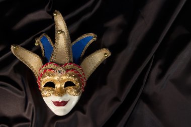 Karnaval maskesi