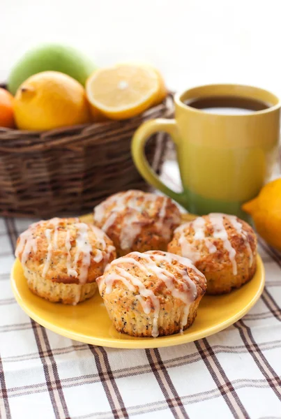 Zitronenmohn-Muffins — Stockfoto