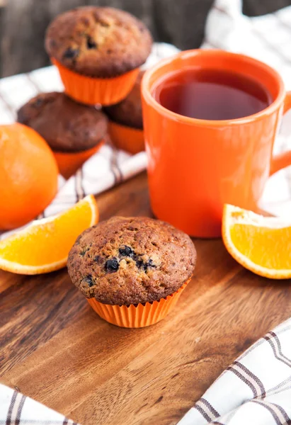 Fresh orange berry muffins — Stock Photo, Image