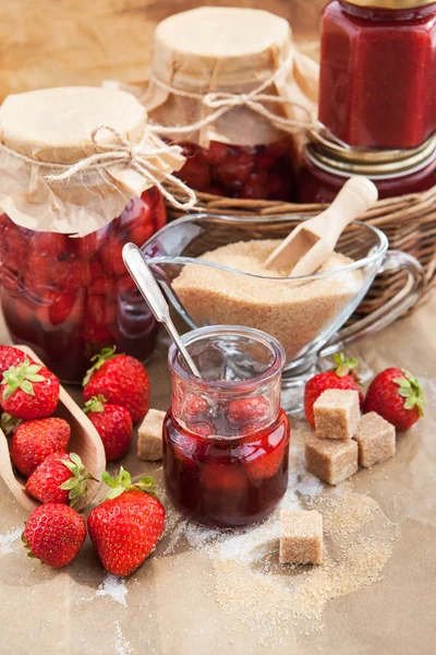 Homemade strawberry jam — Stock Photo, Image