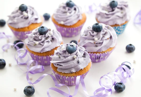 Cupcakes aux bleuets et lavande — Photo