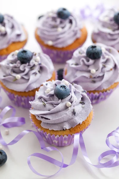 Cupcakes aux bleuets et lavande — Photo