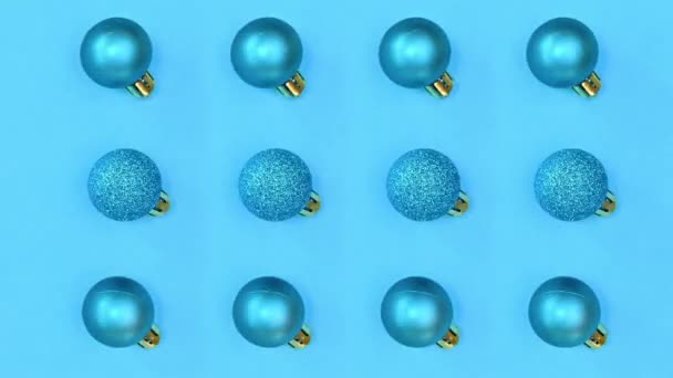 Ornamentos Natal Monocromático Azul Padrão Rotativo Parar Movimento — Vídeo de Stock