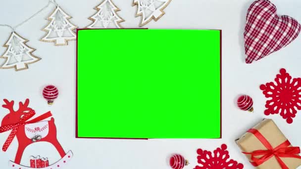 Moving Christmas Ornaments Book Green Screen Blinking Lights Stop Motion — Stock Video