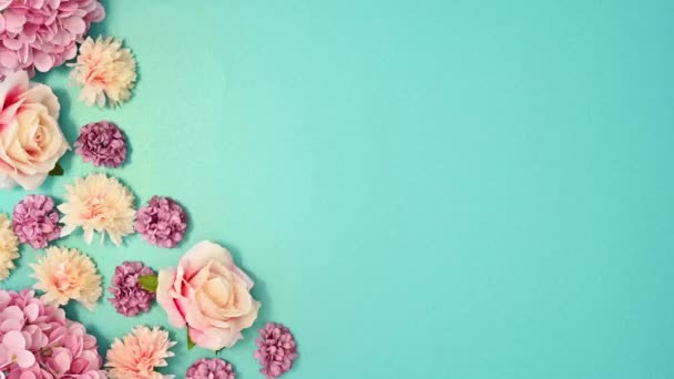 Flores Románticas Pastel Mueven Lado Izquierdo Del Tema Cyan Detener — Vídeos de Stock