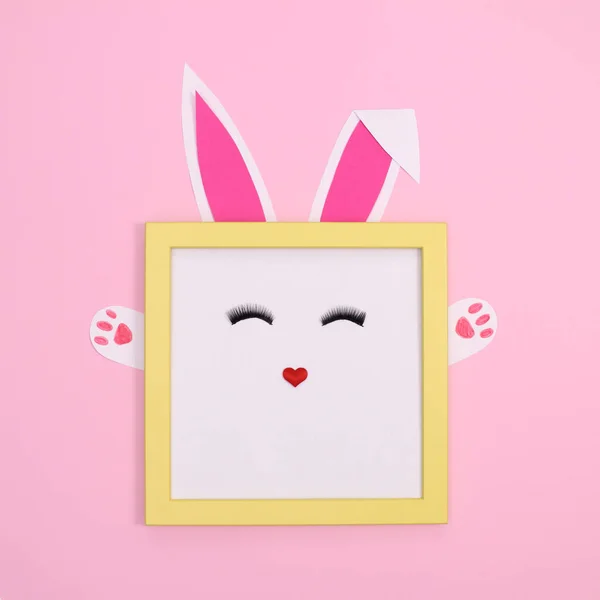 Креативная Концепция Пасхального Кролика Розовом Фоне Идея Поздравительных Открыток Весенние — стоковое фото