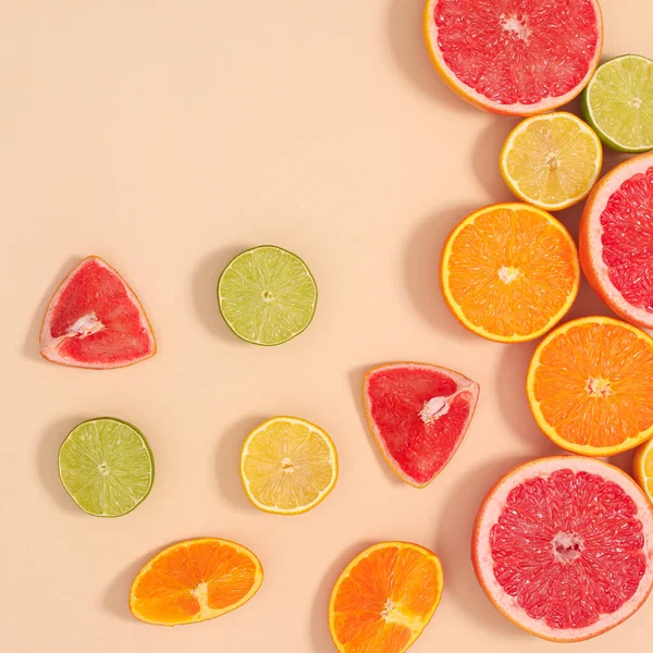 Sliced Citrus Fruits Layout Pastel Beige Background Summer Tropic Copy — Stock Photo, Image