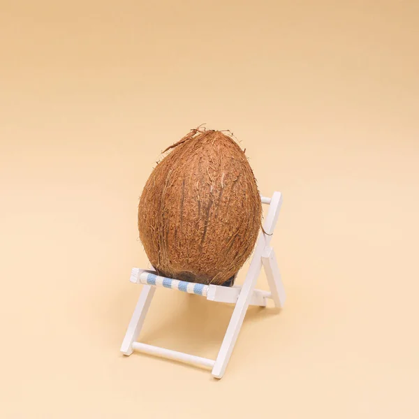 Summer Concept Coconut Beach Chair Sandy Background Creative Concept — Fotografia de Stock