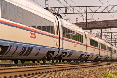 Yüksek hızlı tren 