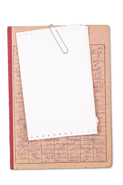 Винтажные красные пластинки с чистым листом бумаги, изолированные на белом — стоковое фото