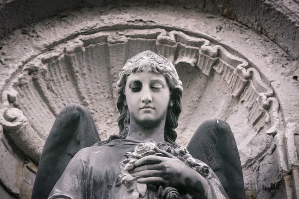 Vintage close up of an angel sculpture — Stock Photo, Image