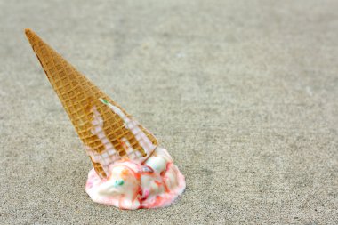 Dropped Ice Cream Cone clipart